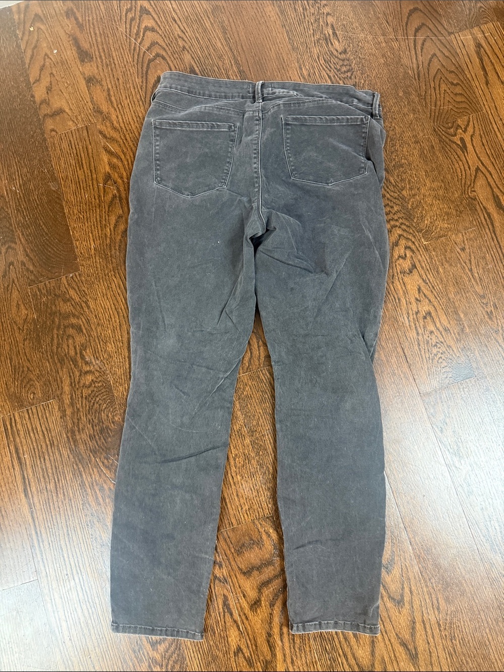 NYDJ skinny jeans feature unique front zipper pockets size 12 - Picture 2 of 5
